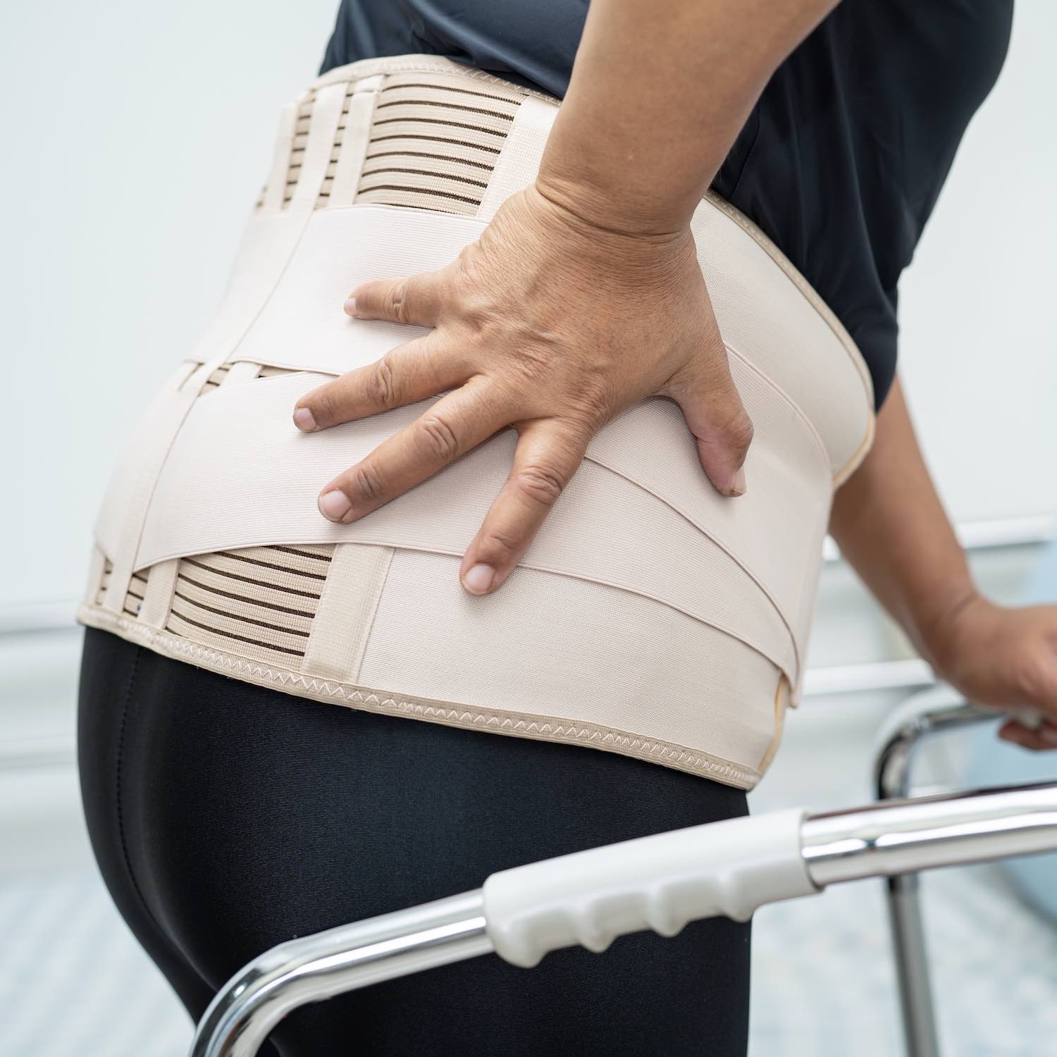 Orthopédie, ceintures lombaires, botte de marche, attelles, Pharmacie Pierre Curie, Roanne